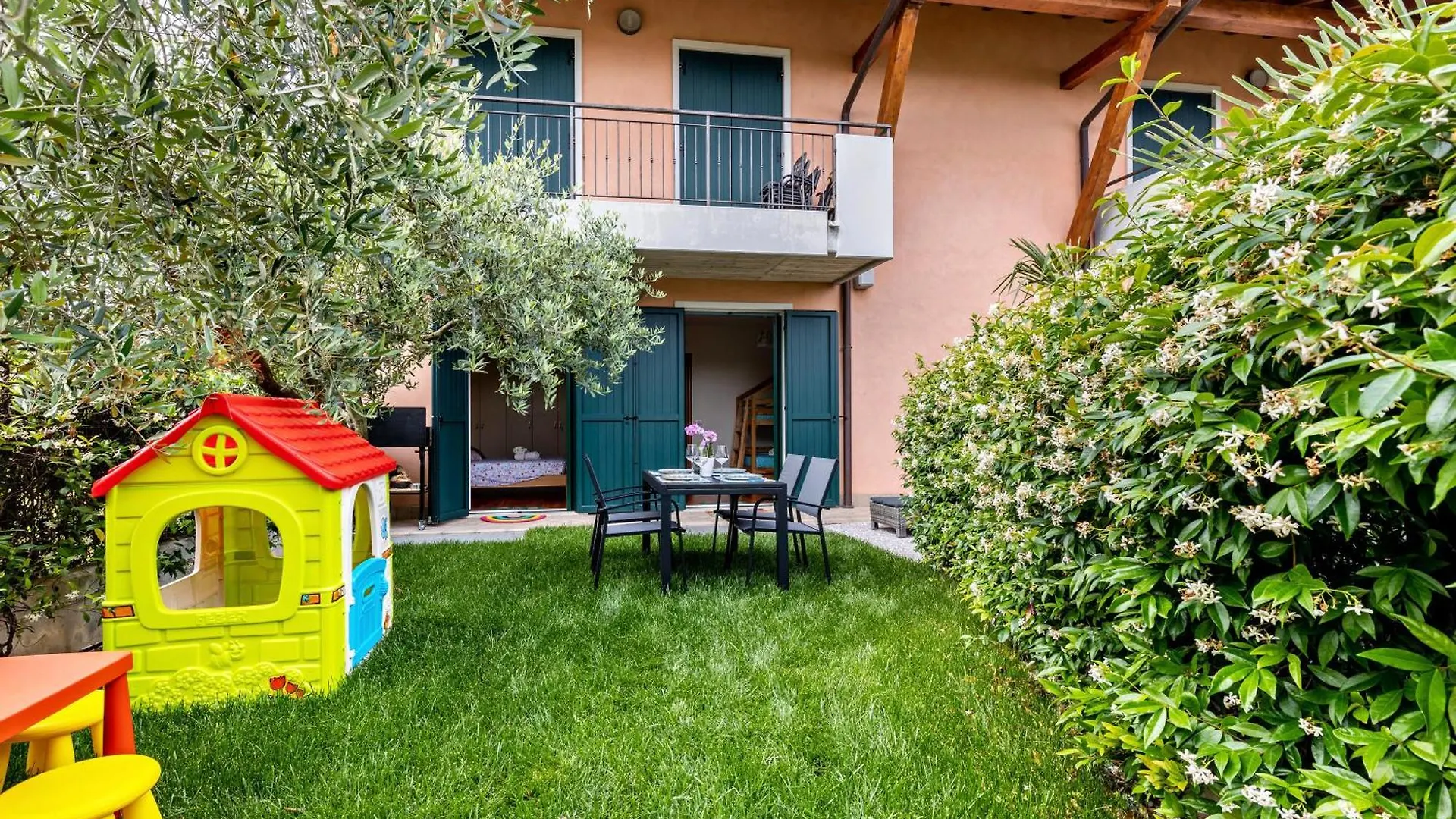 Apartament Bluemoon -Luminoso Apt Con Piscina Lazise Włochy